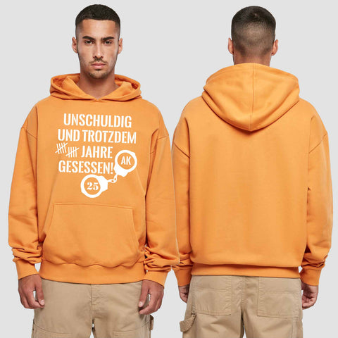 1008 "10 Jahre unschuldig" Abschluss Premium Oversize Hoodie einseitig bedruckt