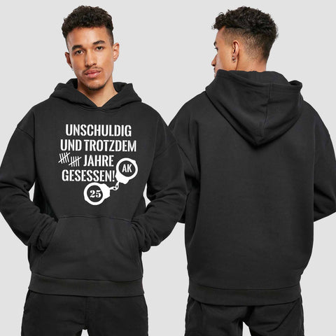 1008 "10 Jahre unschuldig" Abschluss Premium Oversize Hoodie einseitig bedruckt